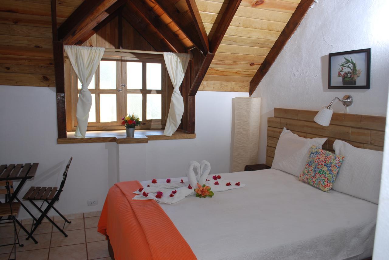 Hotel Rancho Constanza & Cabanas De La Montana 外观 照片