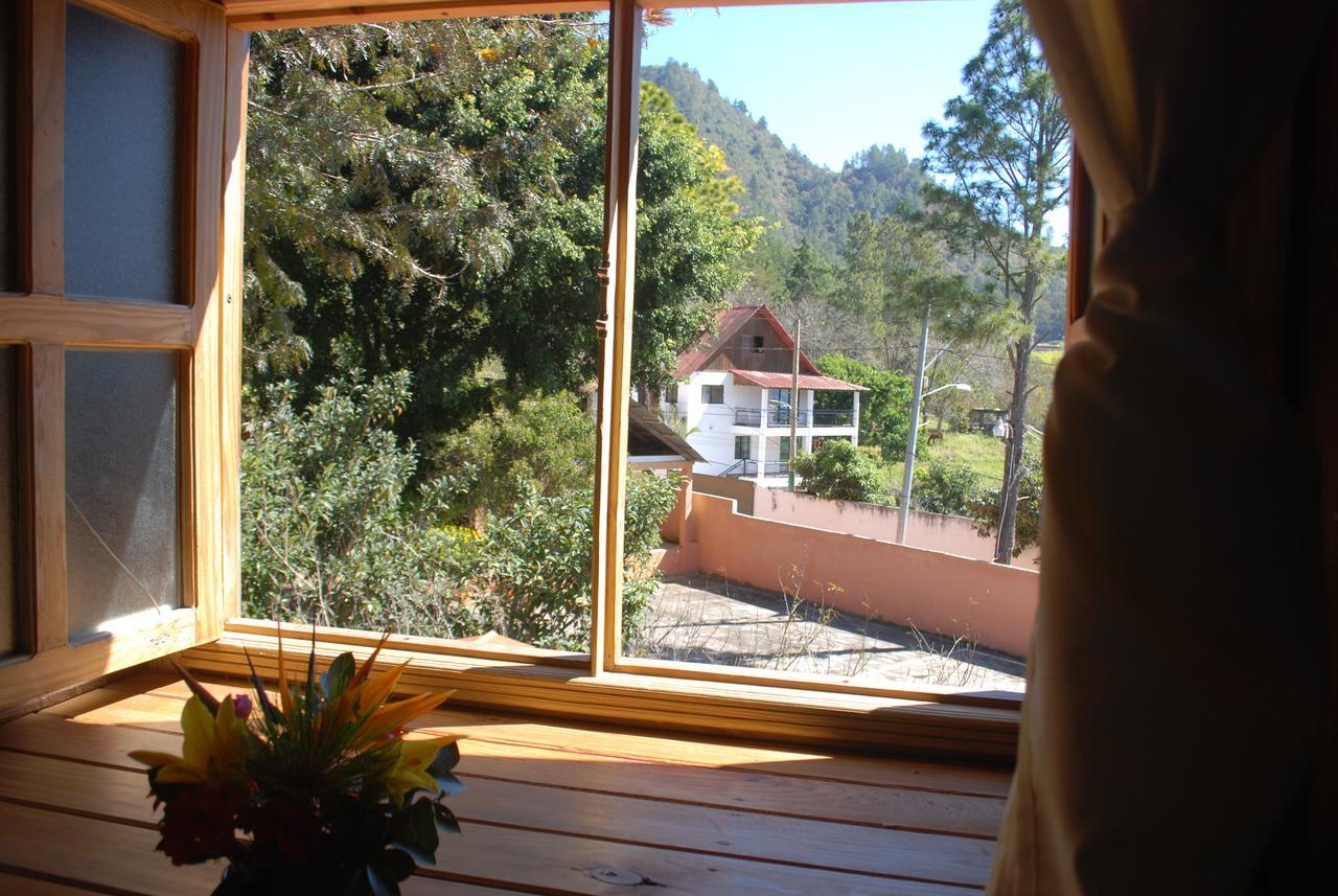 Hotel Rancho Constanza & Cabanas De La Montana 外观 照片
