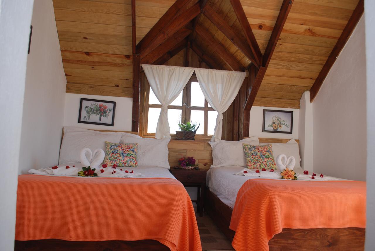 Hotel Rancho Constanza & Cabanas De La Montana 外观 照片