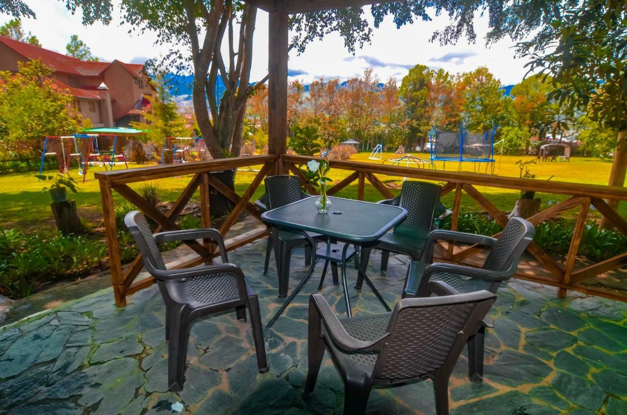 Hotel Rancho Constanza & Cabanas De La Montana 外观 照片